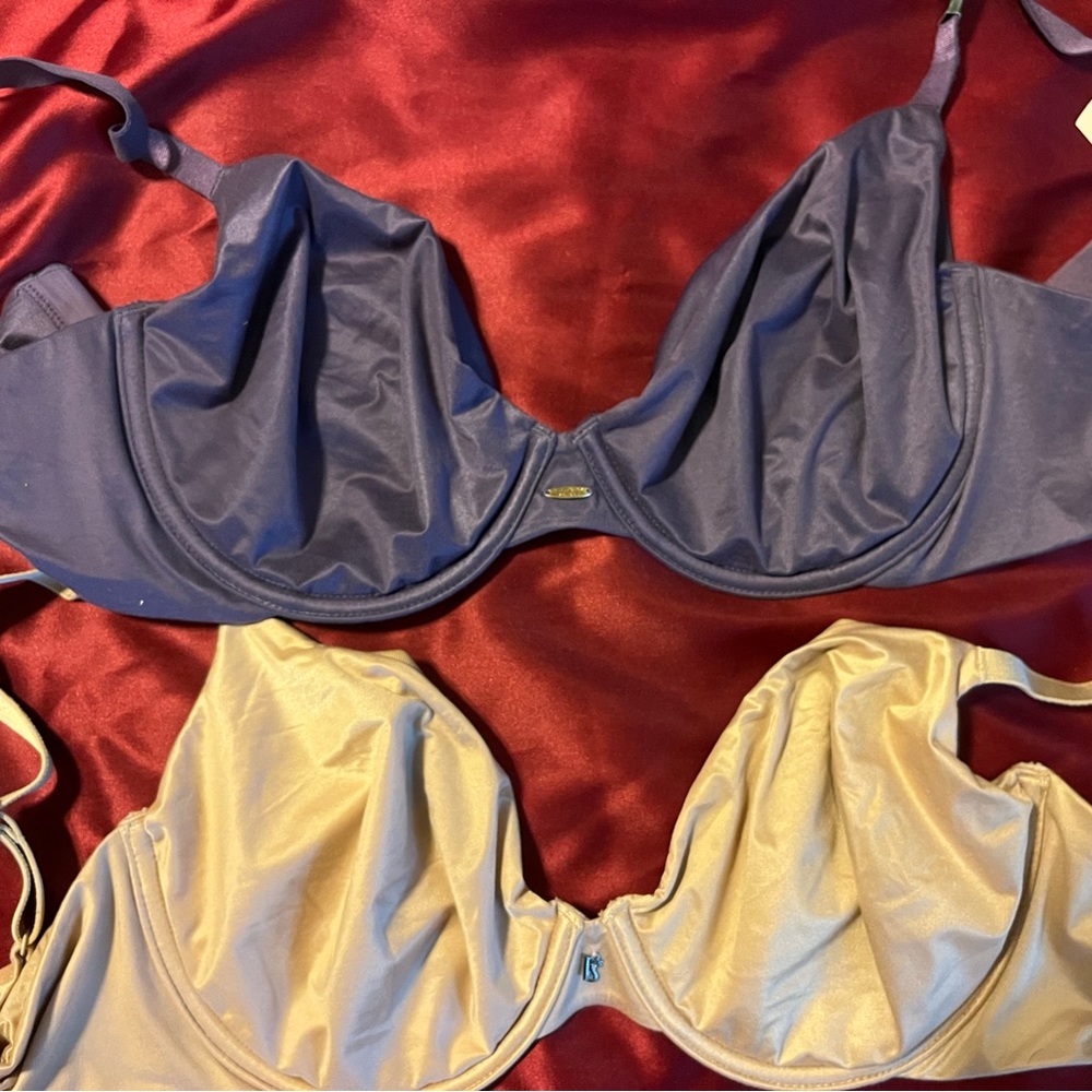 32 DD VS bras